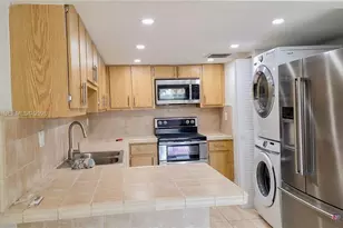 [Address not provided], Miami, FL 33172 - Photo 10