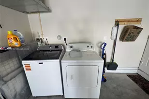 2333 SE 5th St, Pompano Beach, FL 33062 - Photo 28