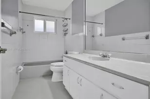 11472 SW 28th Terrace, Miami, FL 33165 - Photo 24