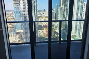 159 NE 6th St, Miami, FL 33132 - Photo 8