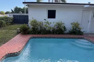 11615 SW 142nd St, Miami, FL 33176 - Photo 12