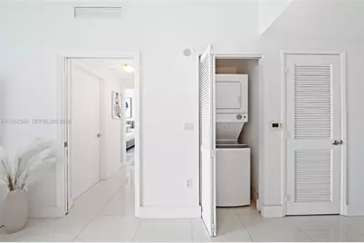 951 Brickell Ave #3603, Miami, FL 33131 - Photo 10