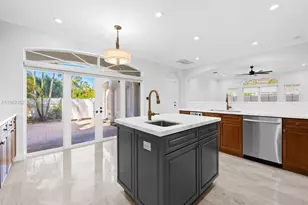 827 SE 2nd Ct, Fort Lauderdale, FL 33301 - Photo 10