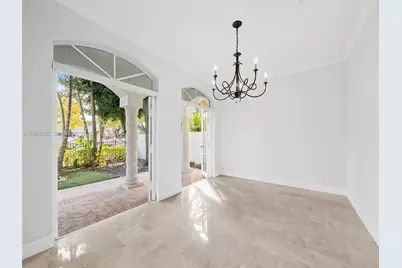 827 SE 2nd Ct, Fort Lauderdale, FL 33301 - Photo 18