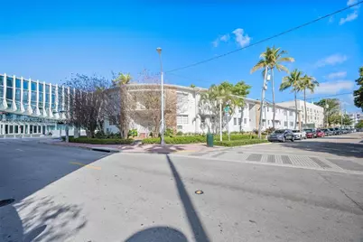 1925 Washington Ave #21, Miami Beach, FL 33139 - Photo 14