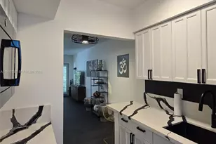 1021 Michigan Ave, Miami Beach, FL 33139 - Photo 14