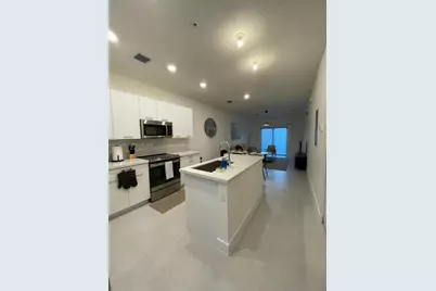 8167 NW 41st St #E-402, Doral, FL 33166 - Photo 8