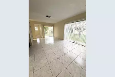 813 SW 10th St #A, Hallandale Beach, FL 33009 - Photo 2