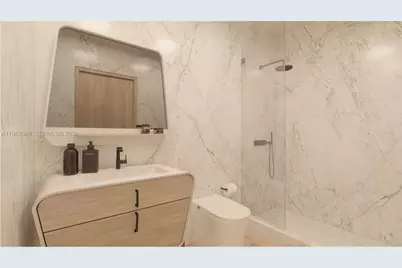 250 Collins #212, Miami Beach, FL 33139 - Photo 30