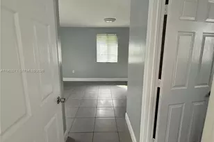 1128 NW 101st St, Miami, FL 33150 - Photo 22