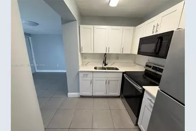 1128 NW 101st St, Miami, FL 33150 - Photo 18