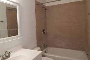 6959 SW 110th Ct, Miami, FL 33173 - Photo 16