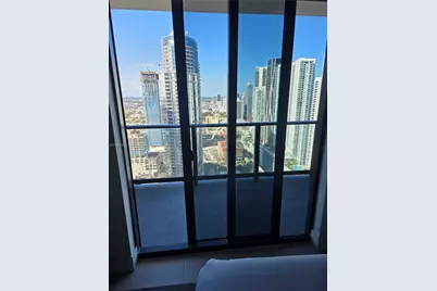 159 NE 6th St #4302, Miami, FL 33132 - Photo 18