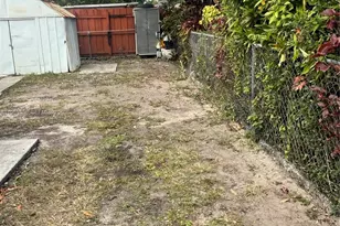 381 E 61st St, Hialeah, FL 33013 - Photo 16