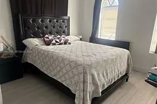 381 E 61st St, Hialeah, FL 33013 - Photo 12