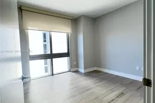 16385 Biscayne Blvd, North Miami Beach, FL 33160 - Photo 6