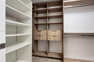 16385 Biscayne Blvd, North Miami Beach, FL 33160 - Photo 26