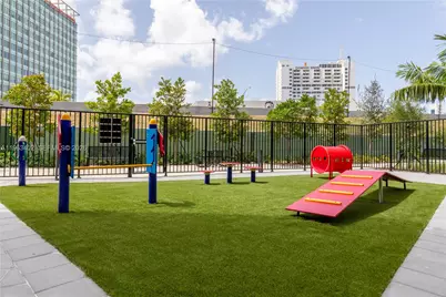 1005 Spring Garden Rd #505, Miami, FL 33136 - Photo 32