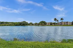 9440 Poinciana Pl, Davie, FL 33324 - Photo 40