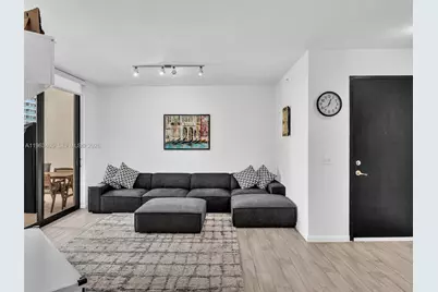 999 SW 1st Ave #1201, Miami, FL 33130 - Photo 10