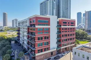 1749 NE Miami Ct, Miami, FL 33132 - Photo 50