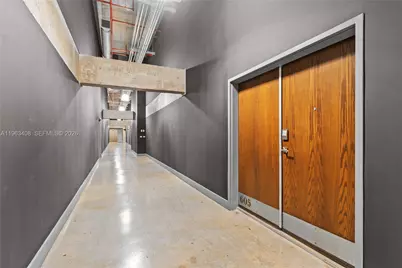 1749 NE Miami Ct #605, Miami, FL 33132 - Photo 4