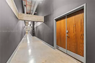 1749 NE Miami Ct, Miami, FL 33132 - Photo 4