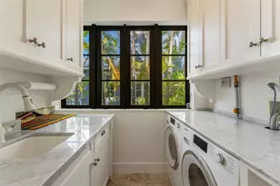 465 Hampton Ln, Key Biscayne, FL 33149 - Photo 18