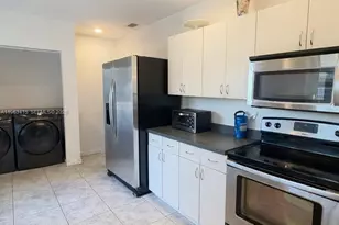 5724 McKinley St, Hollywood, FL 33021 - Photo 8