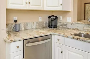 1651 Hawthorne Pl, Wellington, FL 33414 - Photo 14