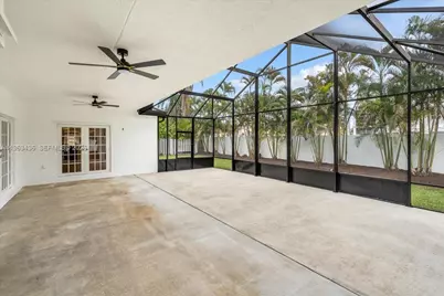 15507 NW 82nd Ct, Miami Lakes, FL 33016 - Photo 10