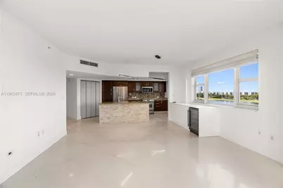 20000 E Country Club Dr #716, Aventura, FL 33180 - Photo 8