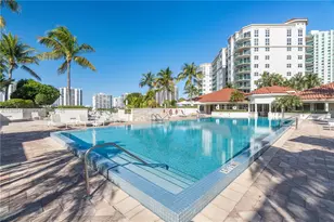 20000 E Country Club Dr, Aventura, FL 33180 - Photo 36
