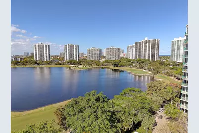 20000 E Country Club Dr #716, Aventura, FL 33180 - Photo 42