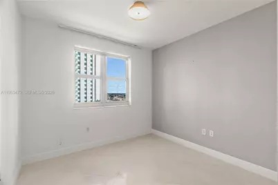 20000 E Country Club Dr #716, Aventura, FL 33180 - Photo 20