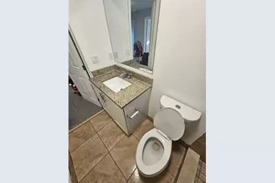 1128 NW 101st St #West, Miami, FL 33150 - Photo 10