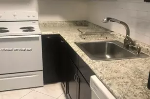 1420 Atlantic Shores Blvd, Hallandale Beach, FL 33009 - Photo 2