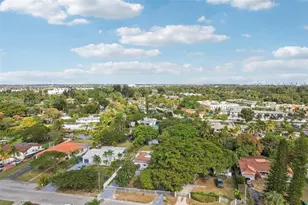 299 S Biscayne River Dr, Miami, FL 33169 - Photo 60