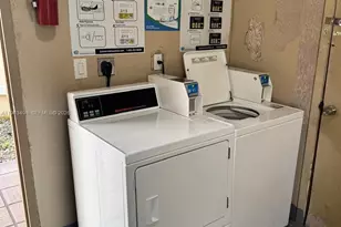 1401 NE 191st St, Miami, FL 33179 - Photo 10