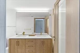 200 Biscayne Blvd Way, Miami, FL 33131 - Photo 40