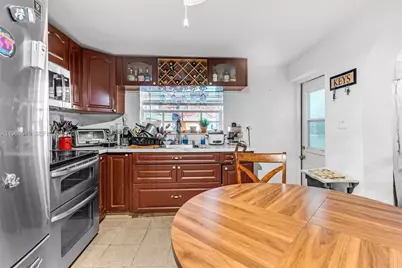 5574 SW 3rd St, Miami, FL 33134 - Photo 42
