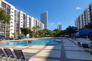 17021 N Bay Rd, Sunny Isles Beach, FL 33160 - Photo 4