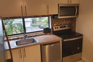 17021 N Bay Rd, Sunny Isles Beach, FL 33160 - Photo 6