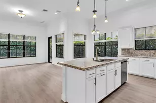 3126 NW 83rd Way, Cooper City, FL 33024 - Photo 8
