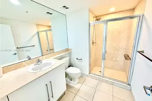 335 S Biscayne Blvd, Miami, FL 33131 - Photo 20