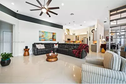 18563 SW 49th St, Miramar, FL 33029 - Photo 4