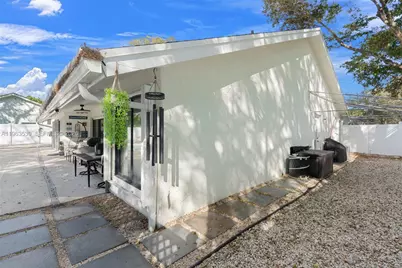 501 NW 78th Way, Plantation, FL 33324 - Photo 28