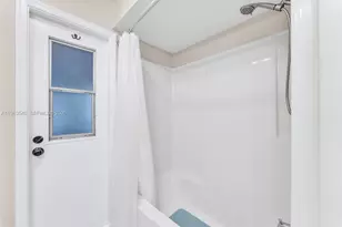 5331 NW 77th Ct, Pompano Beach, FL 33073 - Photo 22