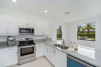 244 NE 210th Way #244, Miami, FL 33179 - Photo 6