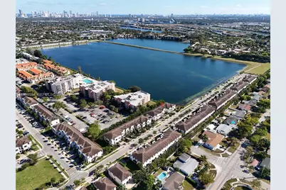 244 NE 210th Way #244, Miami, FL 33179 - Photo 40
